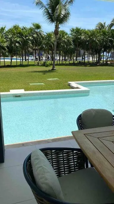 Mareazul Beachfront Resort - Condo Paraiso Playa del Carmen