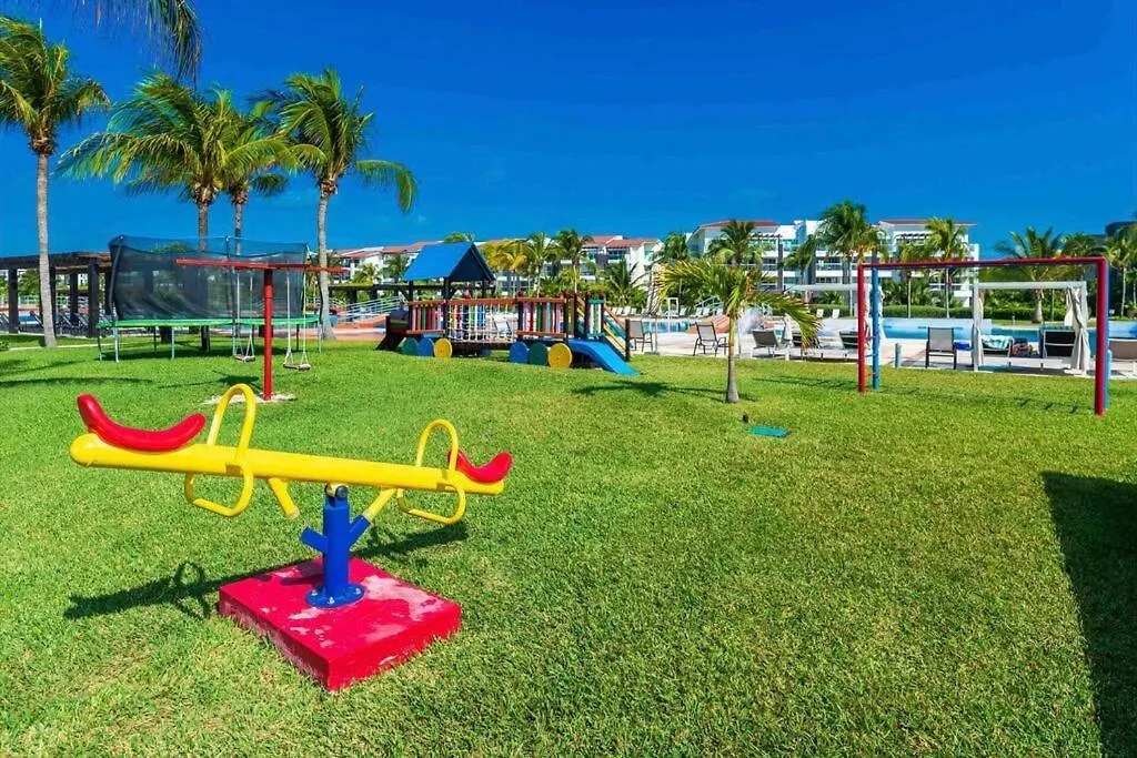 Mareazul Beachfront Resort - Condo Paraiso Playa del Carmen
